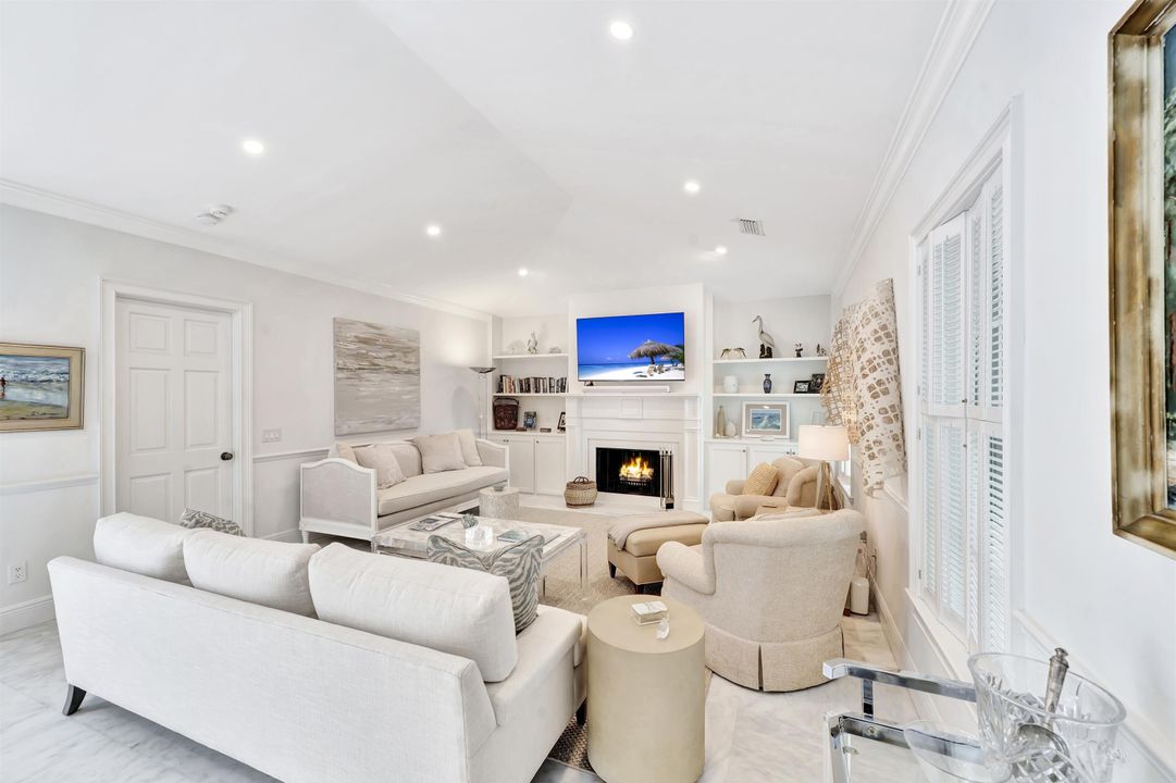 待售: $2,995,000 (2 贝兹, 3 浴室, 3123 平方英尺)