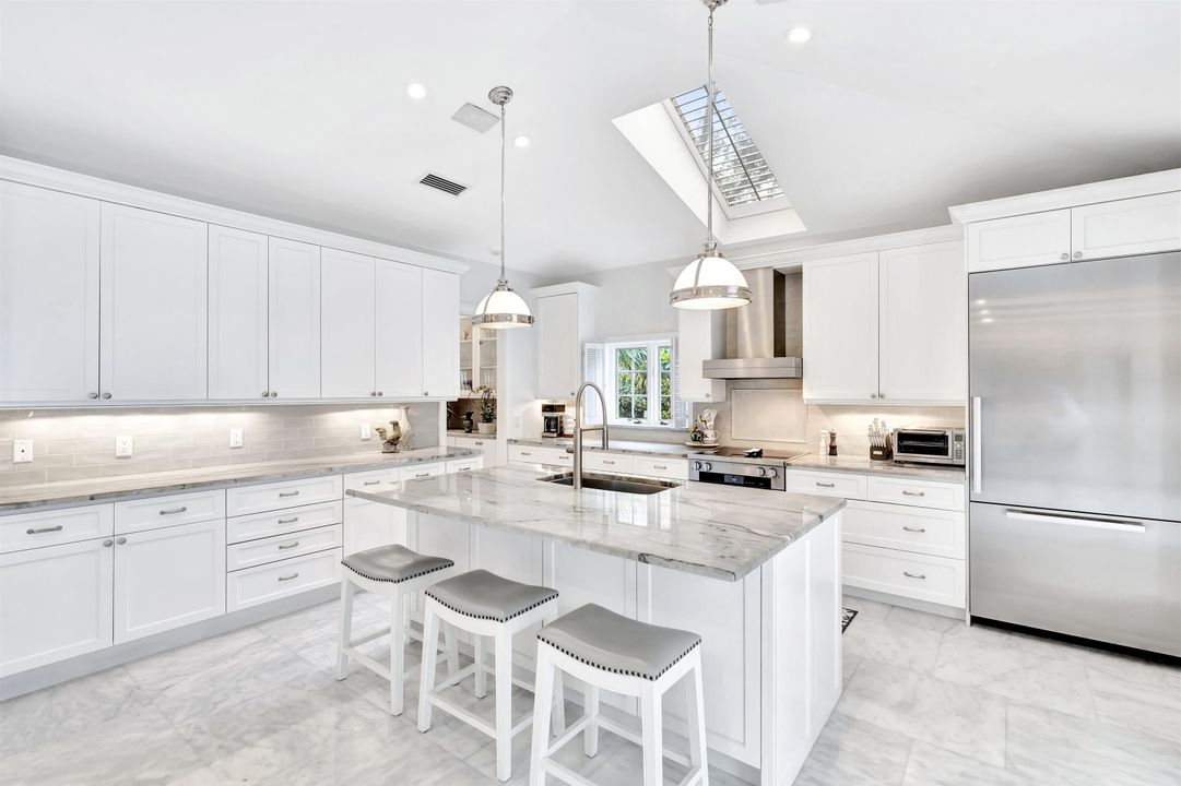 待售: $2,995,000 (2 贝兹, 3 浴室, 3123 平方英尺)