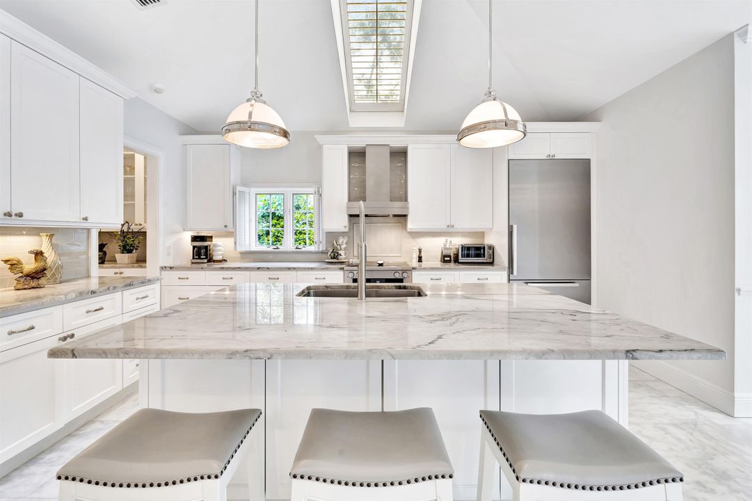 待售: $2,995,000 (2 贝兹, 3 浴室, 3123 平方英尺)