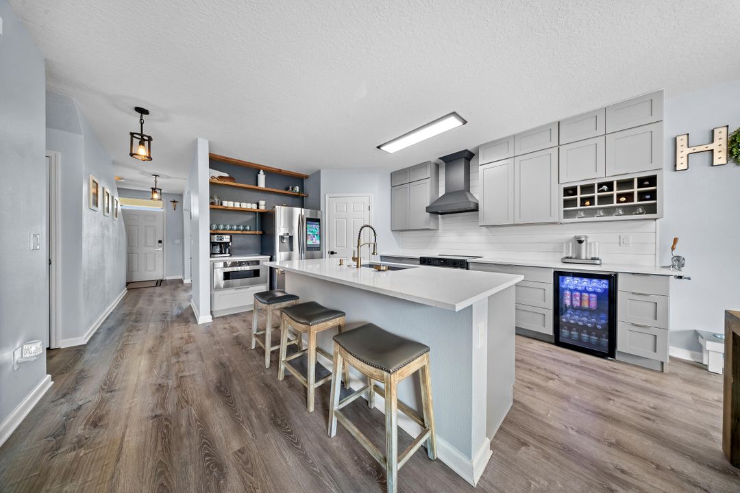 For Sale: $539,999 (5 beds, 3 baths, 2926 Square Feet)