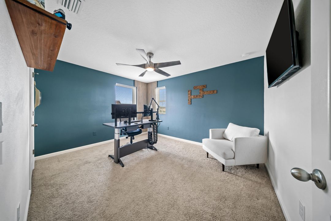 For Sale: $539,999 (5 beds, 3 baths, 2926 Square Feet)