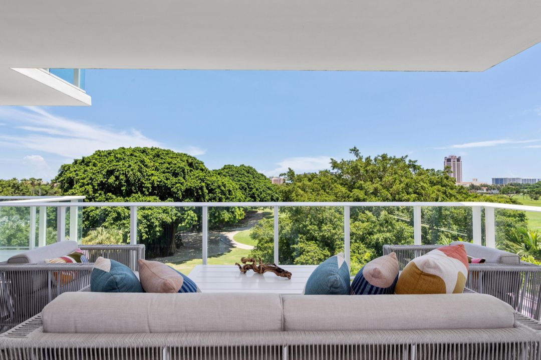 待售: $5,495,000 (3 贝兹, 3 浴室, 3490 平方英尺)