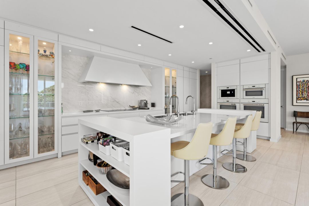 待售: $5,495,000 (3 贝兹, 3 浴室, 3490 平方英尺)