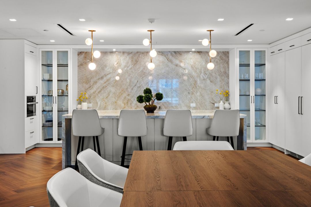 待售: $5,495,000 (3 贝兹, 3 浴室, 3490 平方英尺)