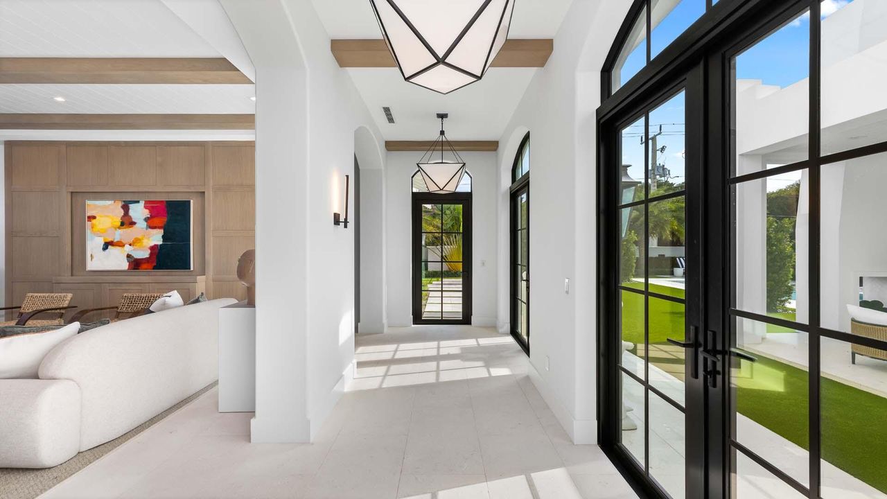 待售: $10,900,000 (4 贝兹, 5 浴室, 5030 平方英尺)