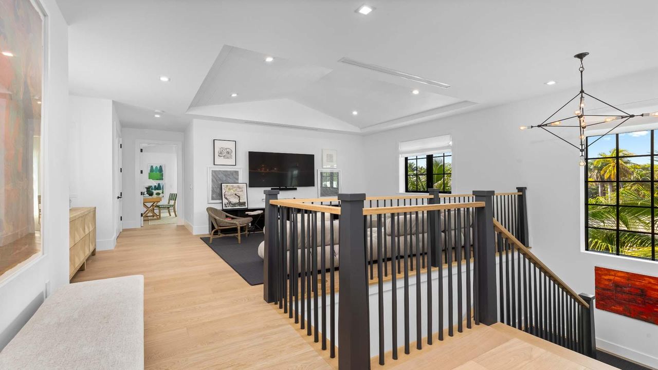 待售: $10,900,000 (4 贝兹, 5 浴室, 5030 平方英尺)