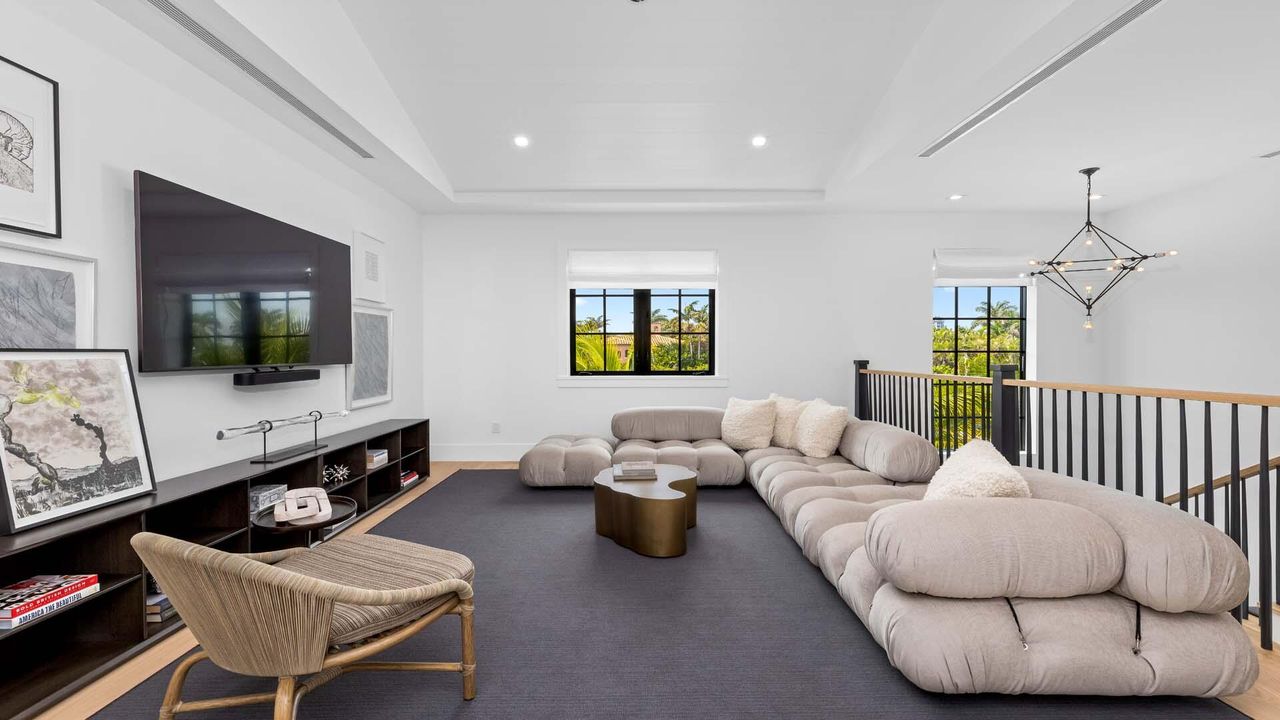 待售: $10,900,000 (4 贝兹, 5 浴室, 5030 平方英尺)