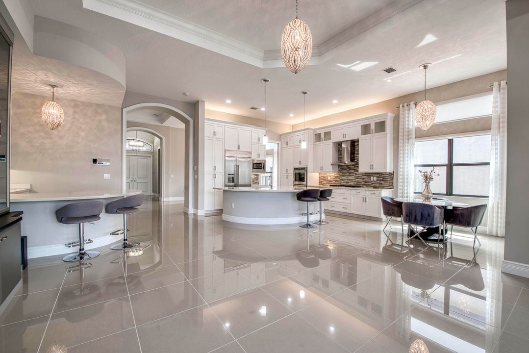 Active With Contract: $10,000 (4 beds, 3 baths, 3057 Square Feet)