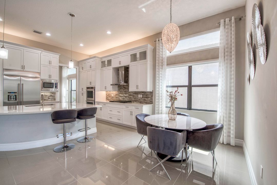 Active With Contract: $10,000 (4 beds, 3 baths, 3057 Square Feet)