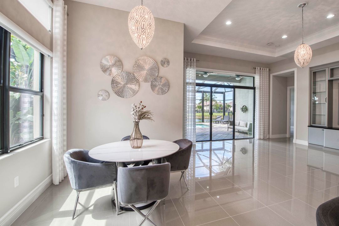 Active With Contract: $10,000 (4 beds, 3 baths, 3057 Square Feet)