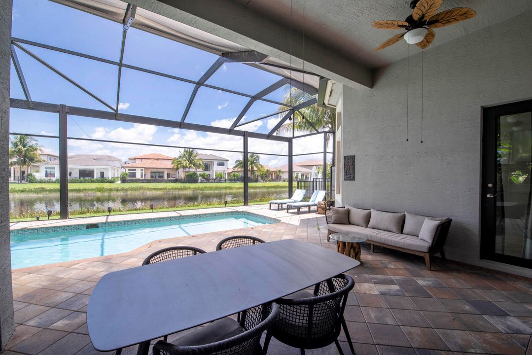 Active With Contract: $10,000 (4 beds, 3 baths, 3057 Square Feet)