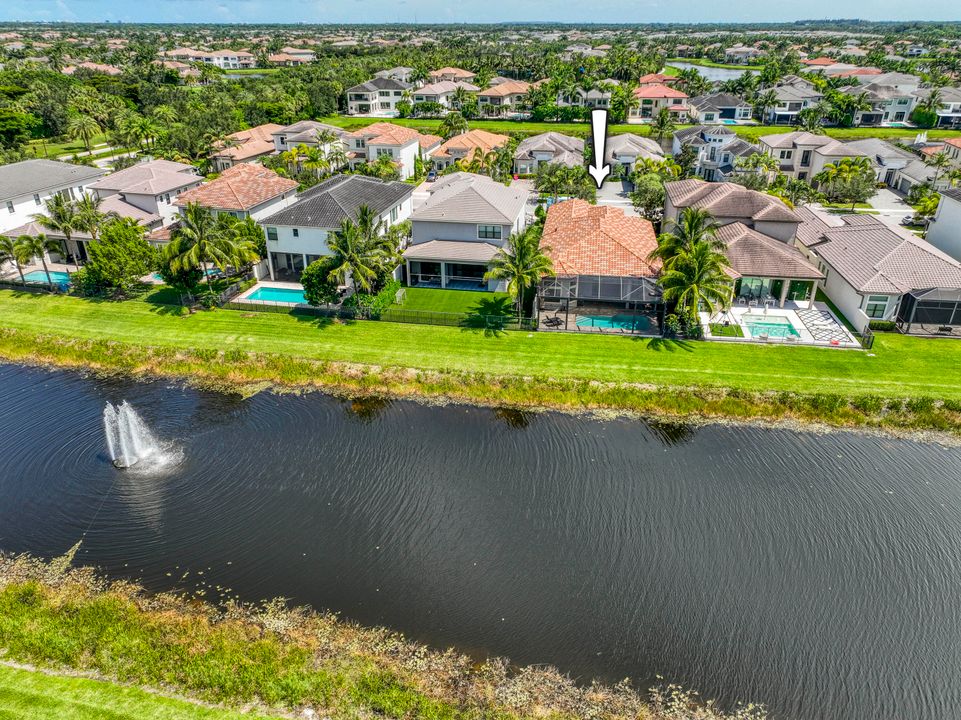 Active With Contract: $10,000 (4 beds, 3 baths, 3057 Square Feet)