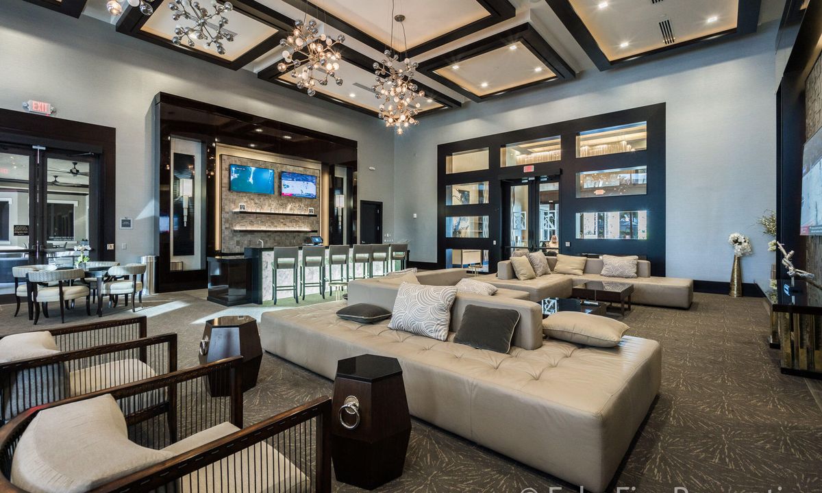 Active With Contract: $10,000 (4 beds, 3 baths, 3057 Square Feet)