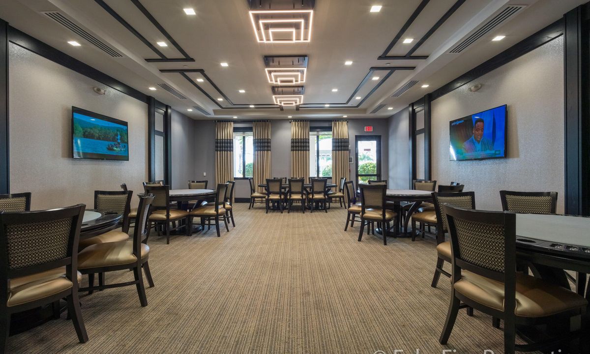 Active With Contract: $10,000 (4 beds, 3 baths, 3057 Square Feet)