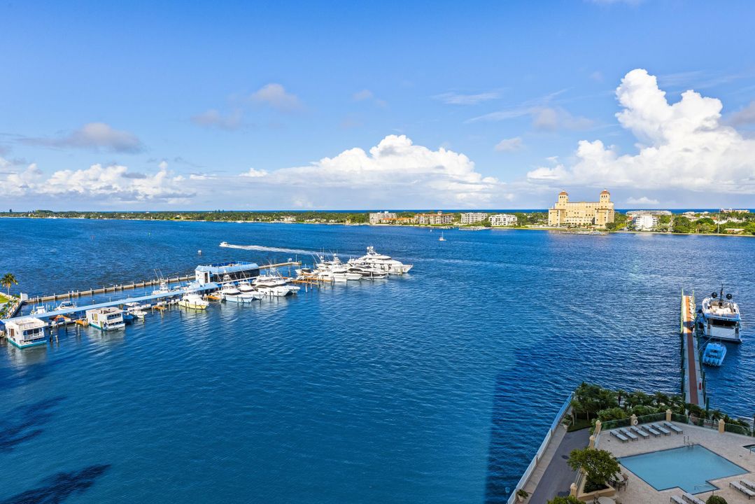 Active With Contract: $7,995,000 (4 beds, 3 baths, 5335 Square Feet)