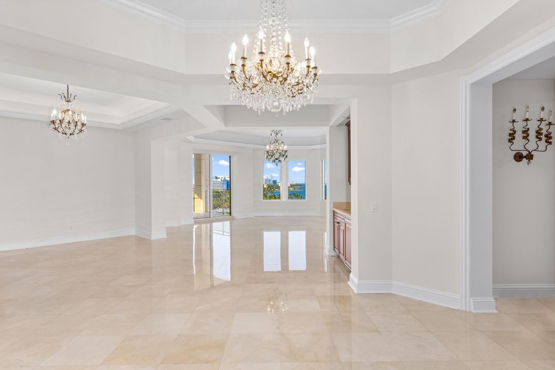 Active With Contract: $7,995,000 (4 beds, 3 baths, 5335 Square Feet)