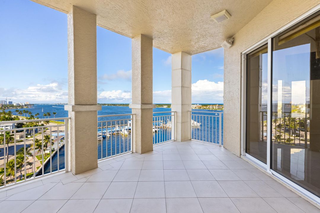 Active With Contract: $7,995,000 (4 beds, 3 baths, 5335 Square Feet)