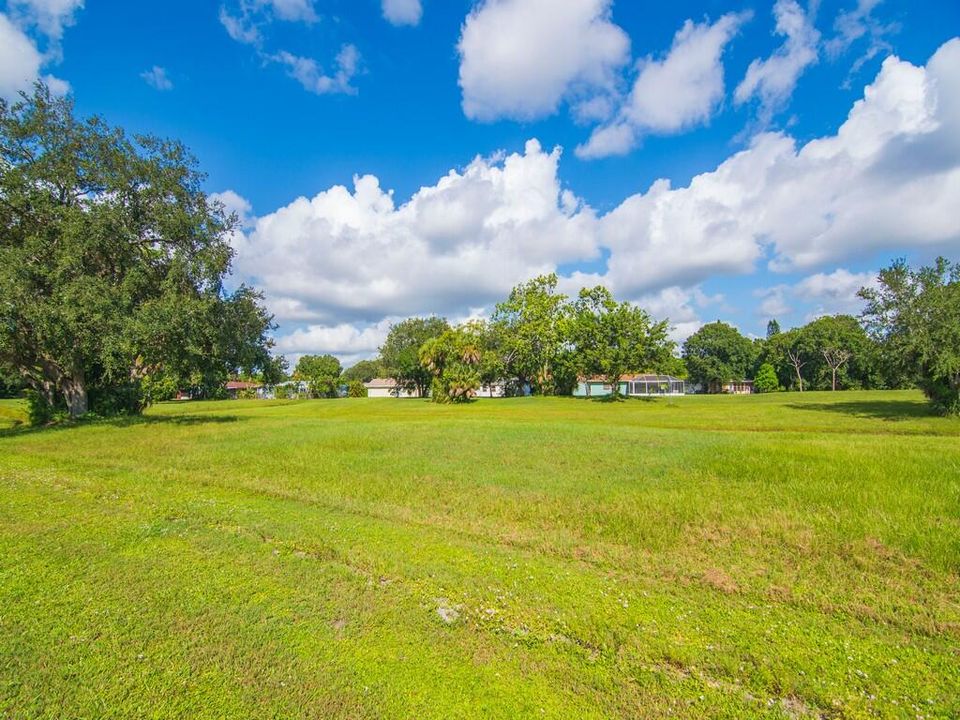 Active With Contract: $335,000 (3 beds, 2 baths, 1421 Square Feet)