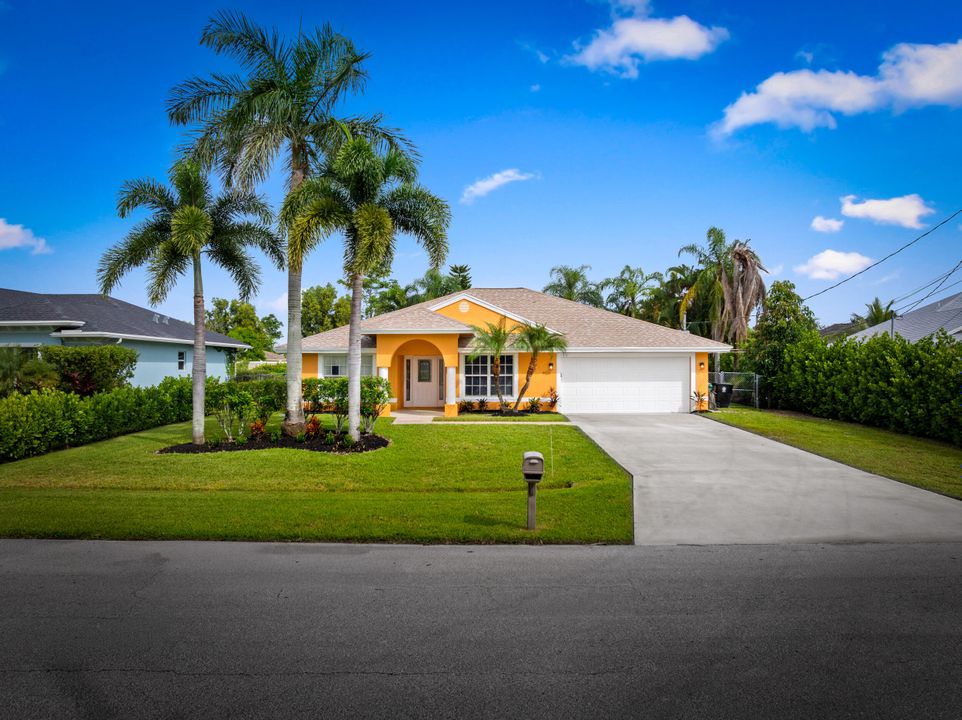 Active With Contract: $449,000 (3 beds, 2 baths, 1531 Square Feet)