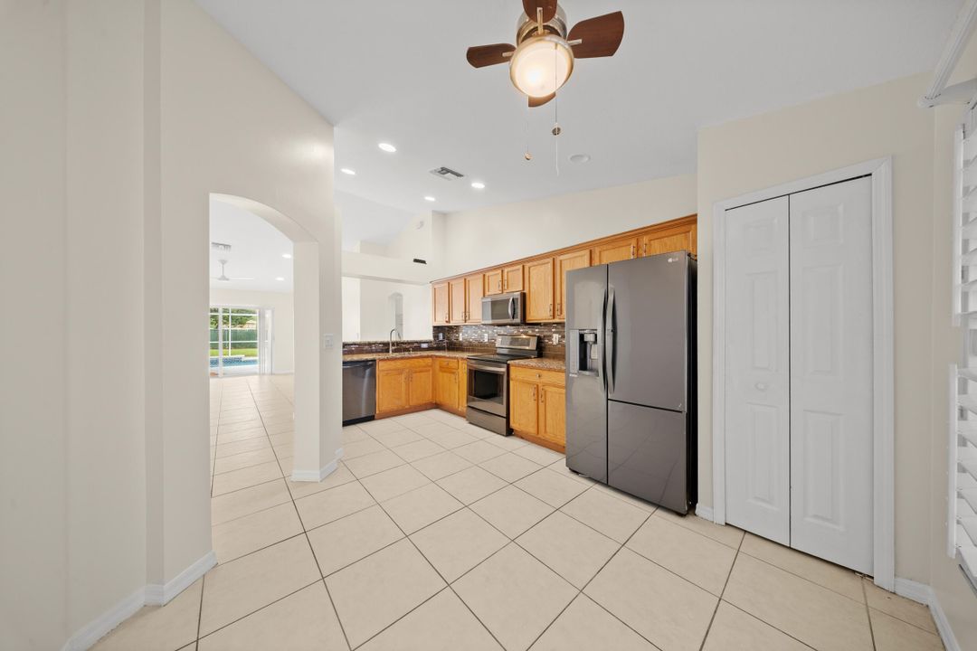 Active With Contract: $449,000 (3 beds, 2 baths, 1531 Square Feet)