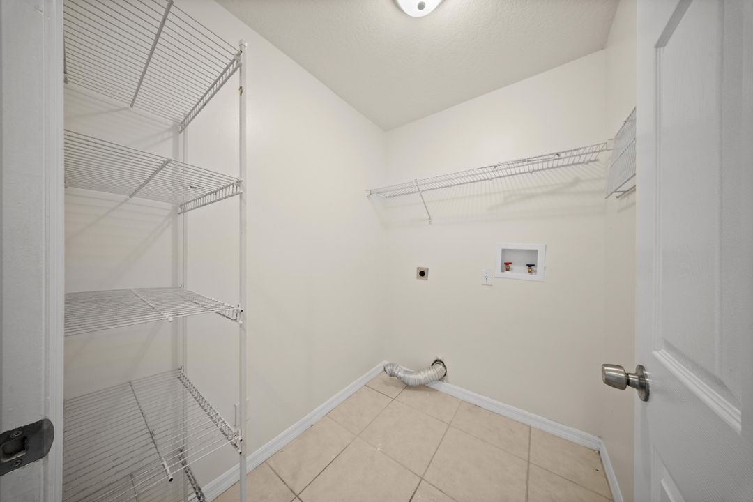 Active With Contract: $449,000 (3 beds, 2 baths, 1531 Square Feet)