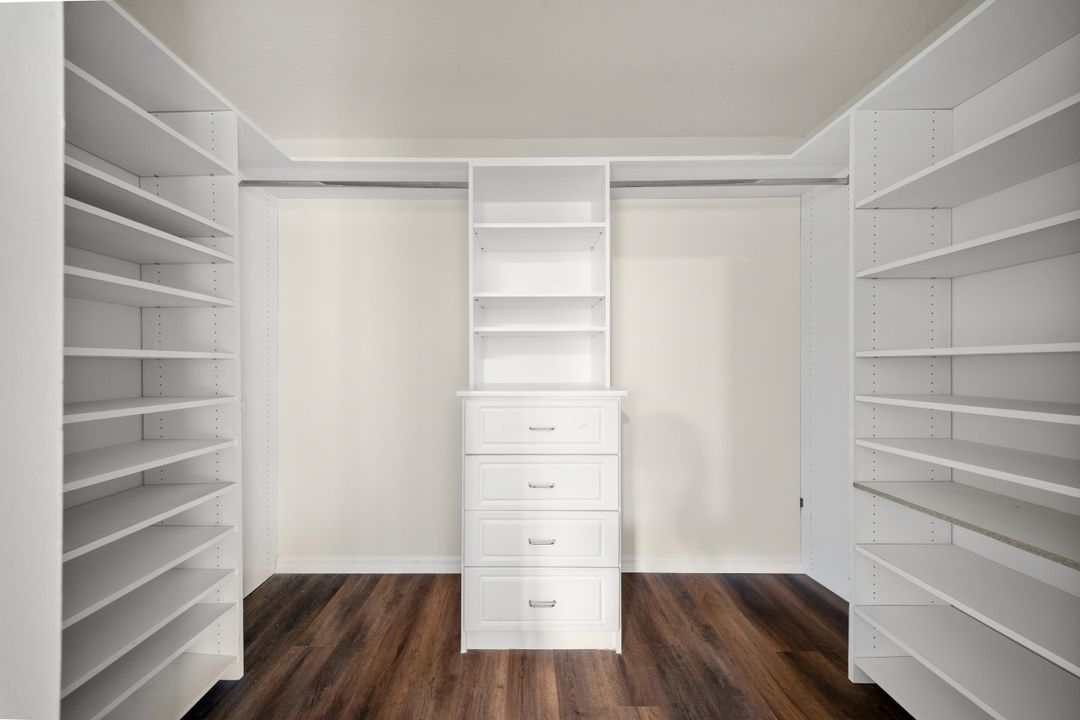 Active With Contract: $449,000 (3 beds, 2 baths, 1531 Square Feet)