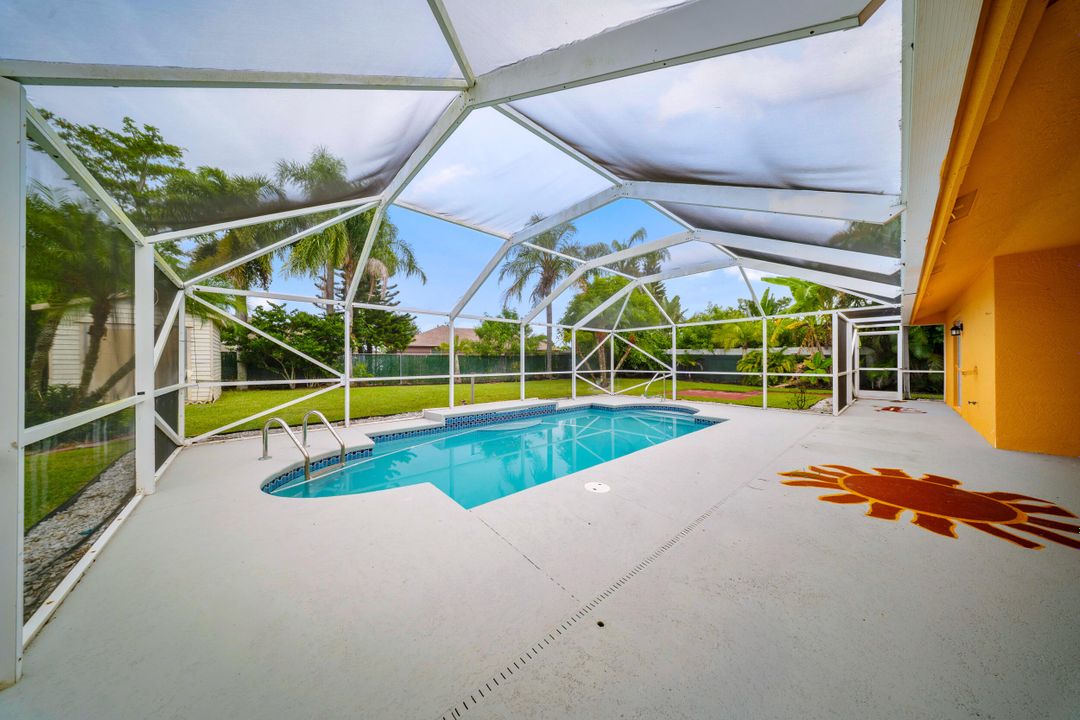 Active With Contract: $449,000 (3 beds, 2 baths, 1531 Square Feet)