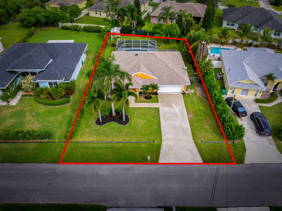 Active With Contract: $449,000 (3 beds, 2 baths, 1531 Square Feet)