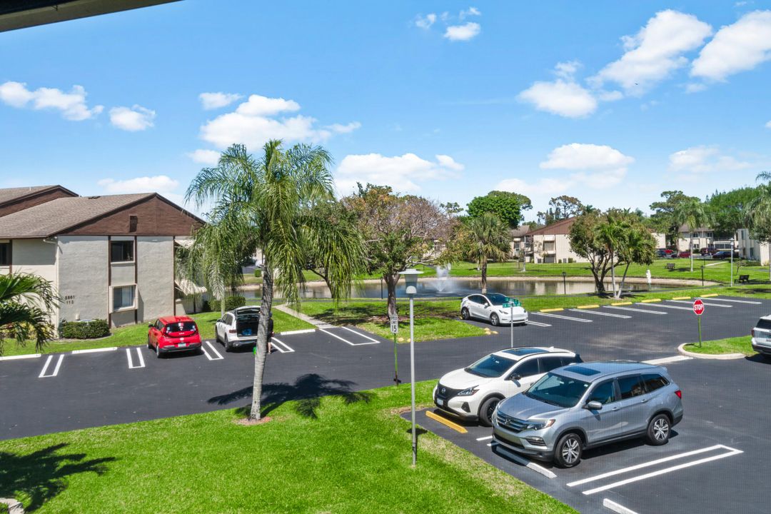 На продажу: $159,900 (2 спален, 1 ванн, 920 Квадратных фут)