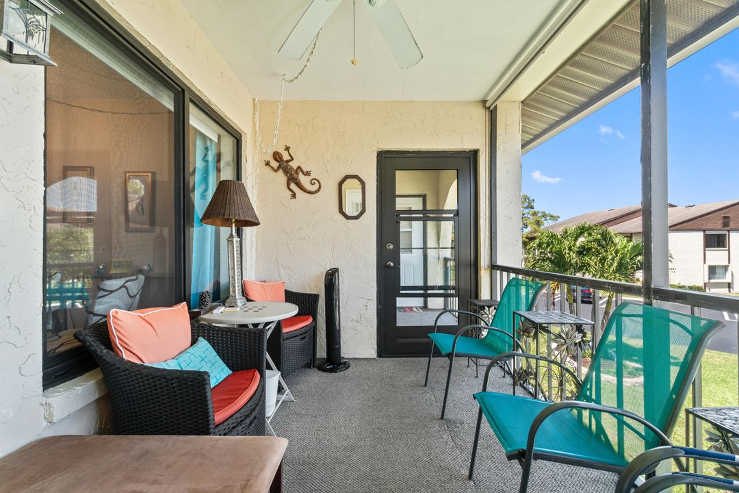 На продажу: $159,900 (2 спален, 1 ванн, 920 Квадратных фут)