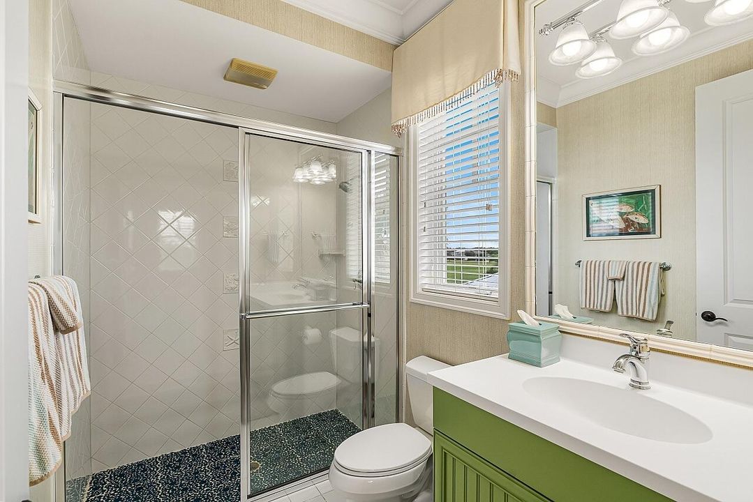 Activo con contrato: $1,135,000 (4 camas, 4 baños, 2838 Pies cuadrados)