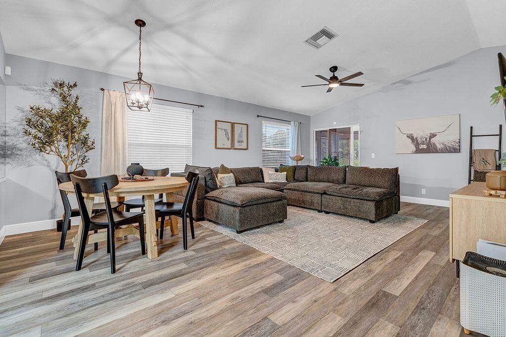 На продажу: $419,900 (3 спален, 2 ванн, 1479 Квадратных фут)