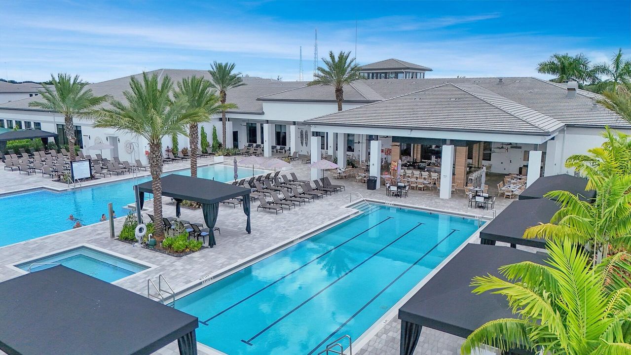 For Sale: $1,899,000 (5 beds, 7 baths, 4605 Square Feet)