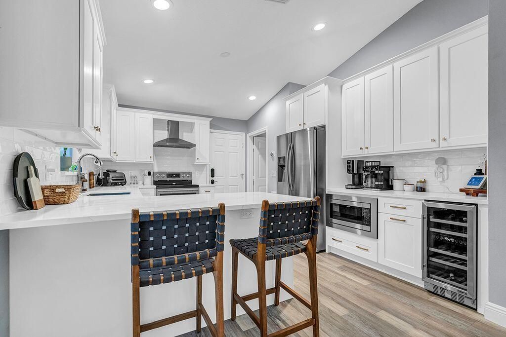 На продажу: $419,900 (3 спален, 2 ванн, 1479 Квадратных фут)