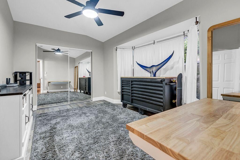 На продажу: $419,900 (3 спален, 2 ванн, 1479 Квадратных фут)