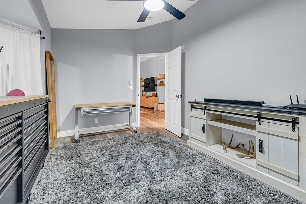 На продажу: $419,900 (3 спален, 2 ванн, 1479 Квадратных фут)