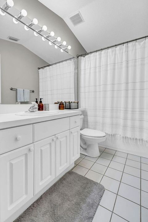 На продажу: $419,900 (3 спален, 2 ванн, 1479 Квадратных фут)