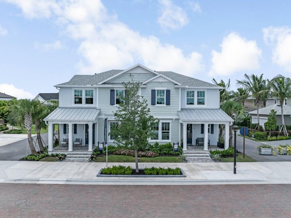 出租: $4,250 (3 贝兹, 2 浴室, 2317 平方英尺)