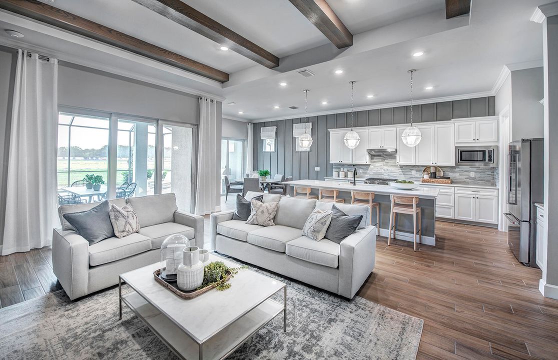 Active With Contract: $733,085 (3 beds, 2 baths, 2080 Square Feet)