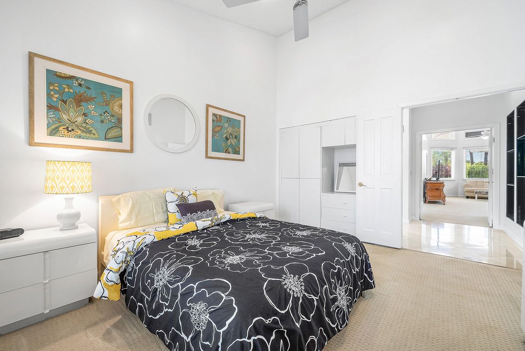 Activo con contrato: $1,699,000 (4 camas, 5 baños, 4113 Pies cuadrados)