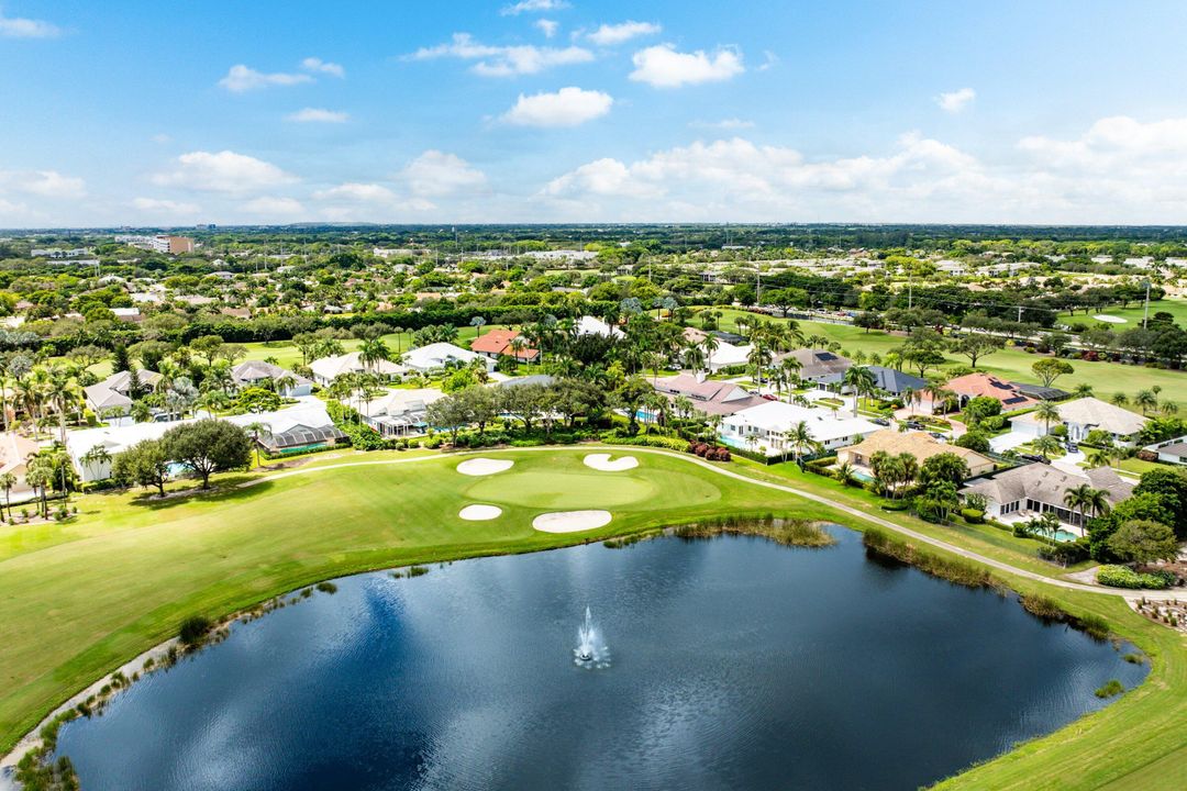 Activo con contrato: $1,699,000 (4 camas, 5 baños, 4113 Pies cuadrados)