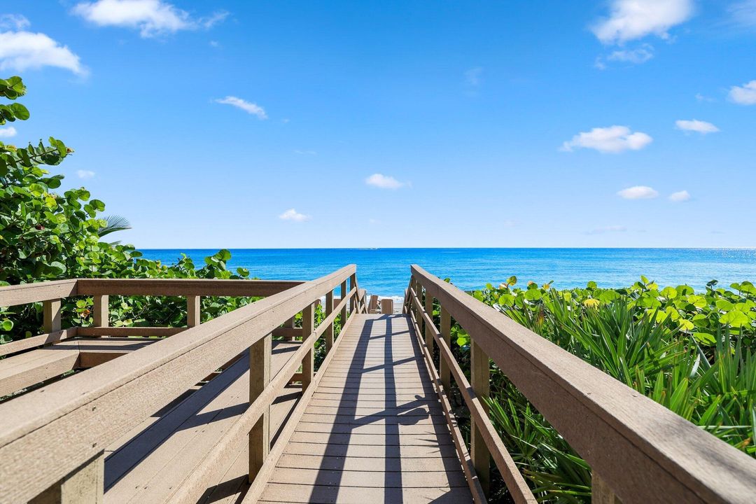 Activo con contrato: $2,395,000 (3 camas, 3 baños, 3093 Pies cuadrados)