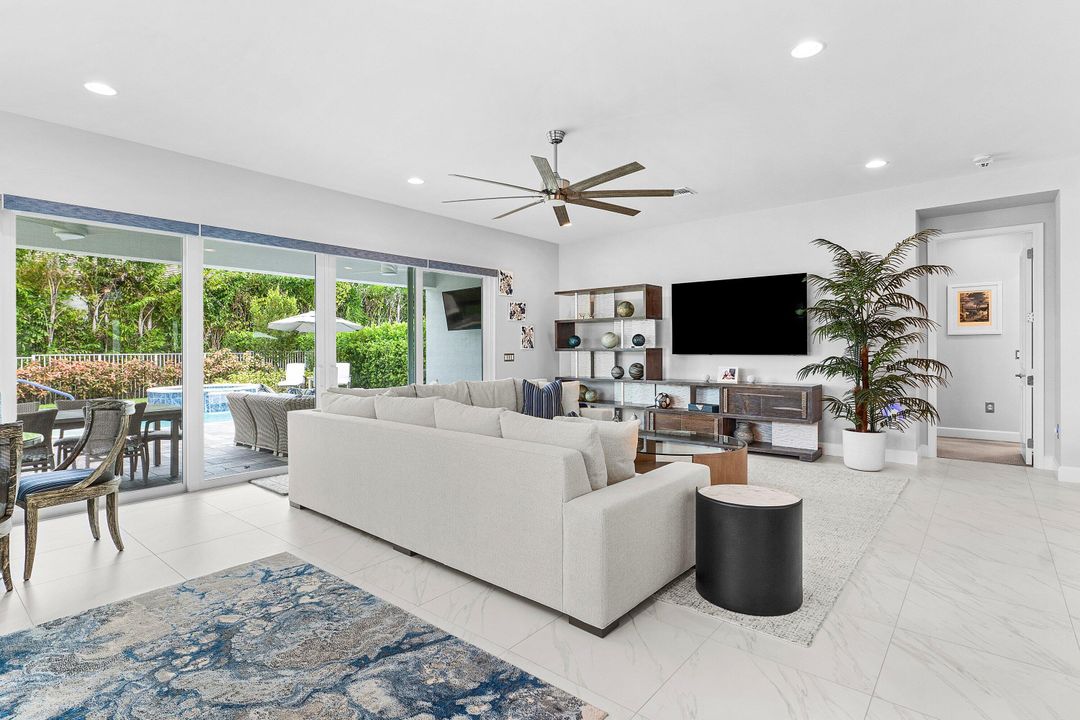 Active With Contract: $1,340,000 (4 beds, 3 baths, 2493 Square Feet)