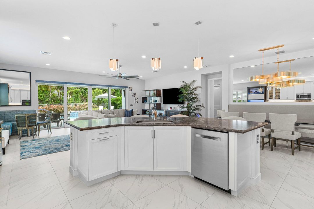 Active With Contract: $1,340,000 (4 beds, 3 baths, 2493 Square Feet)