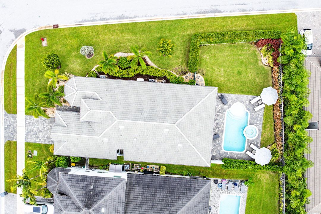 Active With Contract: $1,340,000 (4 beds, 3 baths, 2493 Square Feet)