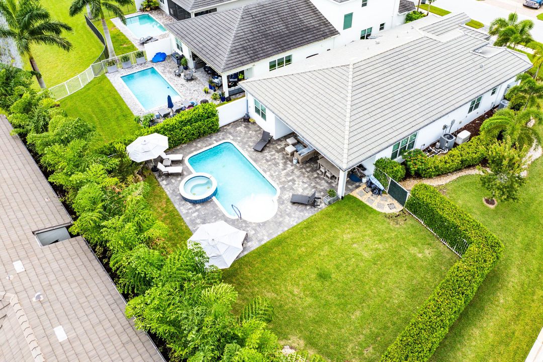 Active With Contract: $1,340,000 (4 beds, 3 baths, 2493 Square Feet)