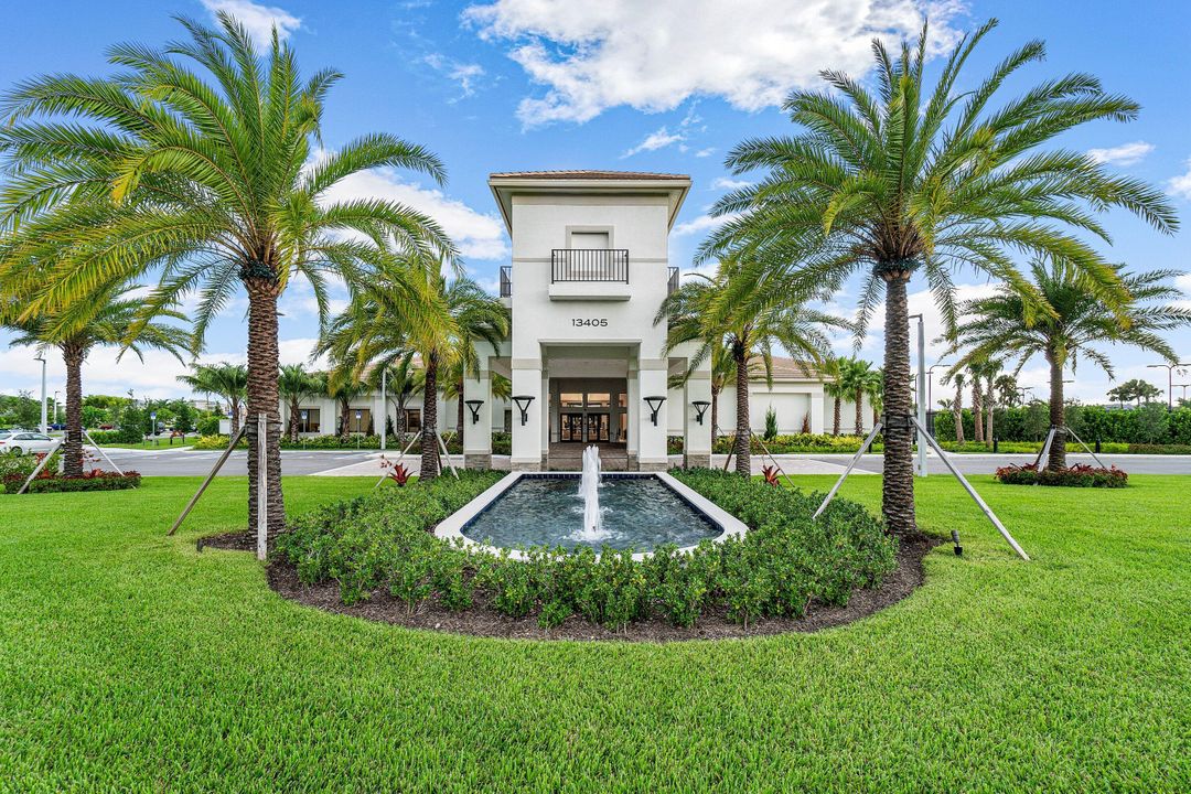 Active With Contract: $1,340,000 (4 beds, 3 baths, 2493 Square Feet)