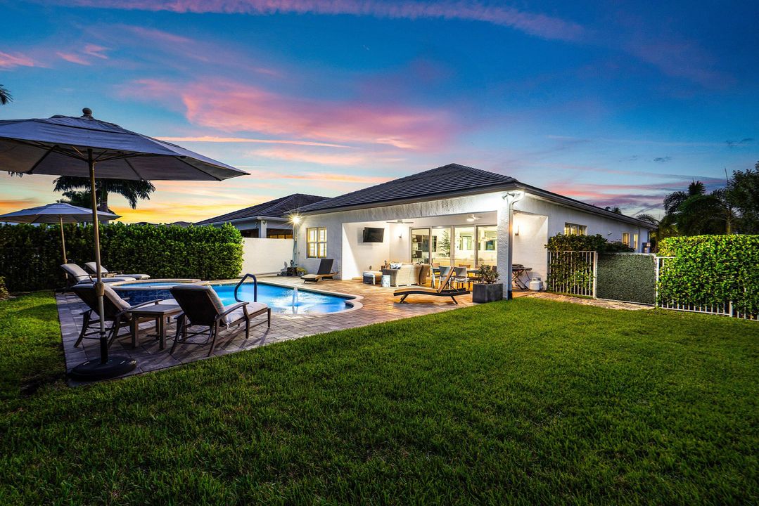 Active With Contract: $1,340,000 (4 beds, 3 baths, 2493 Square Feet)