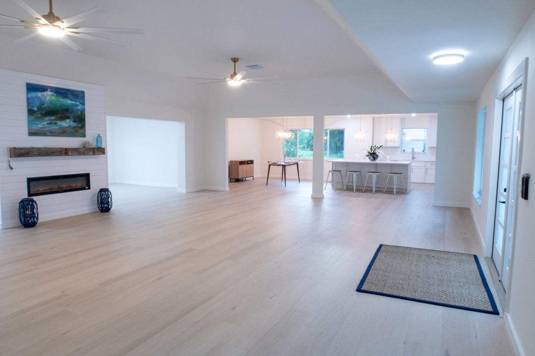 For Sale: $899,000 (3 beds, 3 baths, 2797 Square Feet)