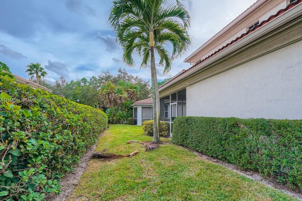 合同活跃: $4,350 (3 贝兹, 2 浴室, 1609 平方英尺)